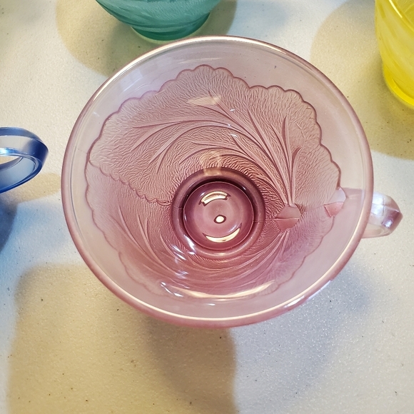 Indiana Glass Pebble Leaf Cups Set 6 Blue Yellow Green Pink SPRING - Picture 8 of 16